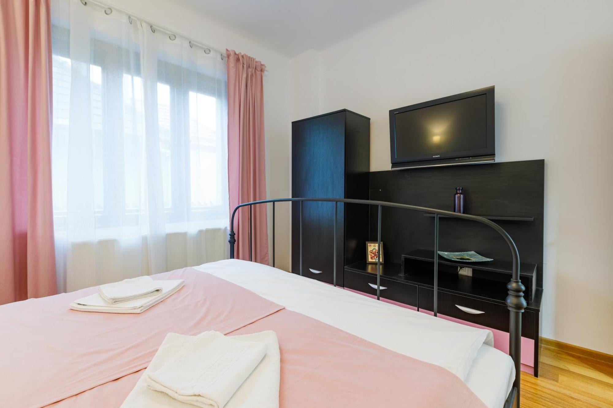 Apartament Modern Braşov Exterior foto